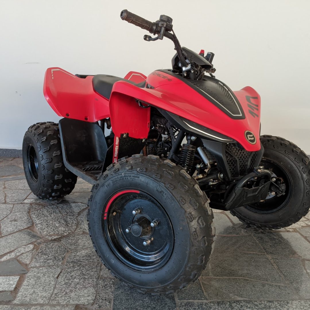 1 CForce 110 LV gasolina 2024