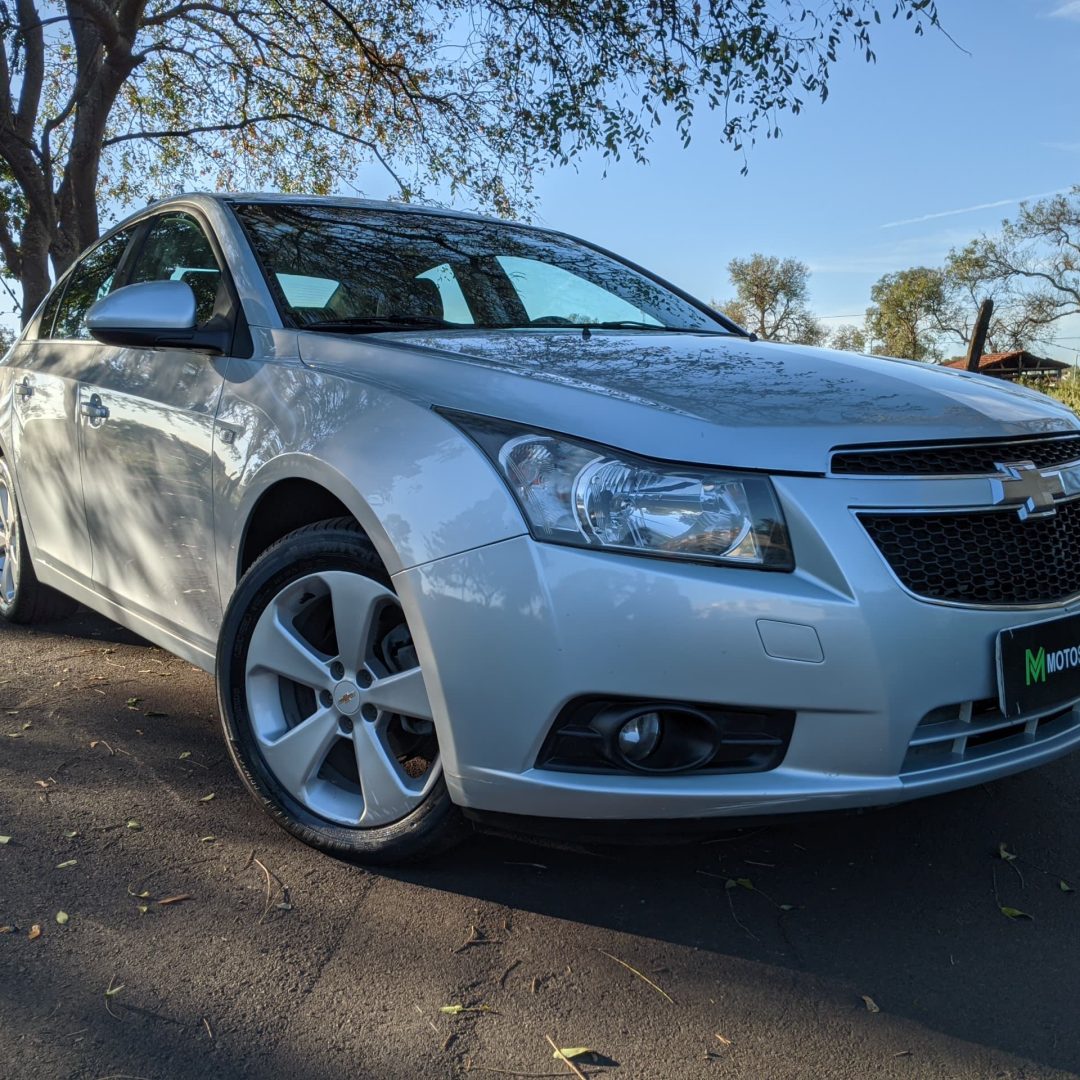 1 Cruze Sedan LT 1.8 flex 2012