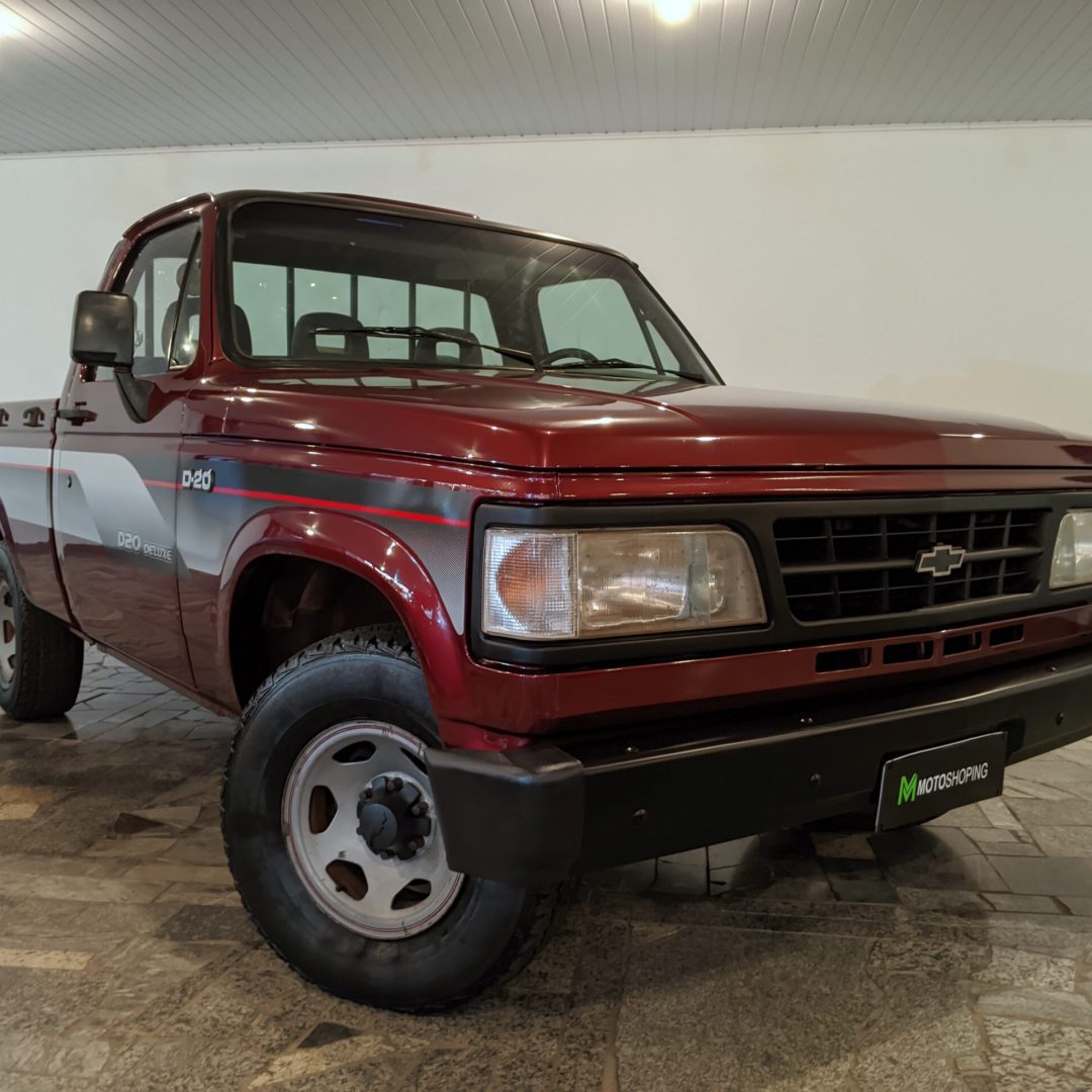 1 D-20 Custom S 4.0 diesel 1995