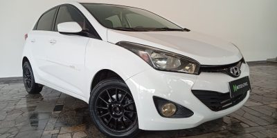 1 Hb20 Comfort Plus 1.6 Flex 2015