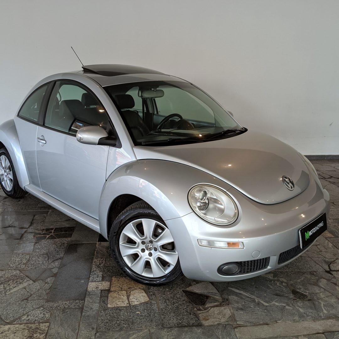 1 New Beetle 2.0 gasolina 2008