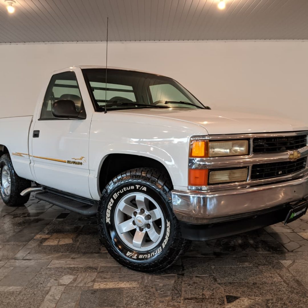 1 Silverado D20 diesel 2001 3