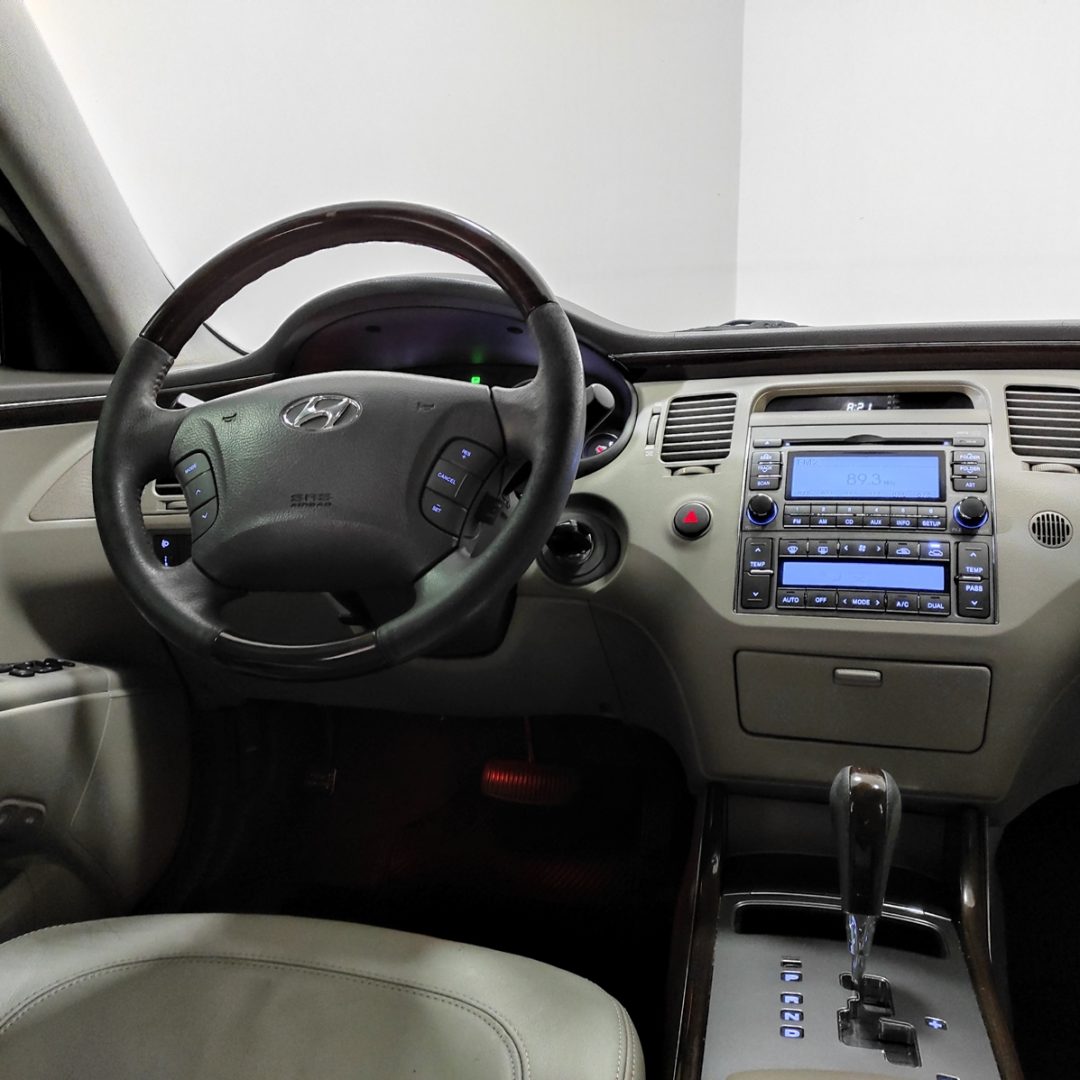 10 Azera GLS 3.3 V6 gasolina 2011