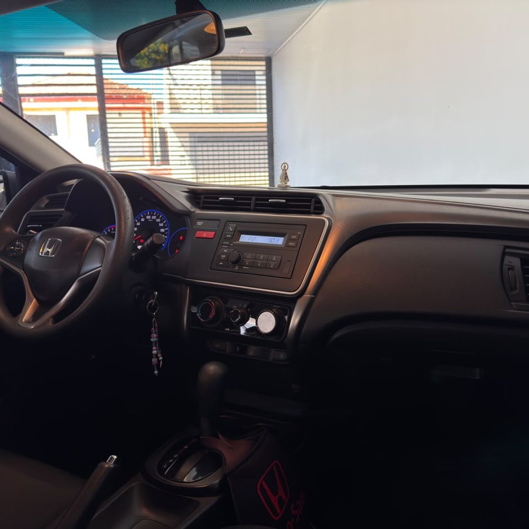 10 City LX 1.5 flex 2016