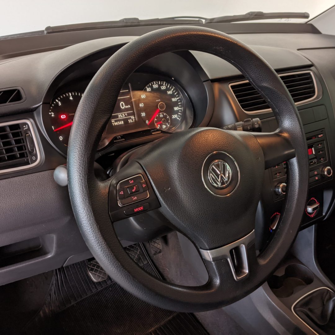 10 Fox I Trend 1.0 flex 2013 2