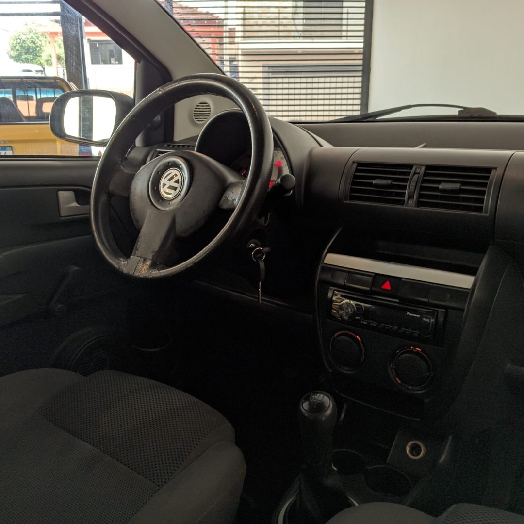 10 Fox Trend 1.0 flex 2009 2