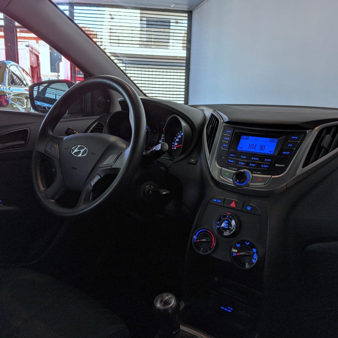 10 Hb20 Comfort Plus 1.0 flex 2015