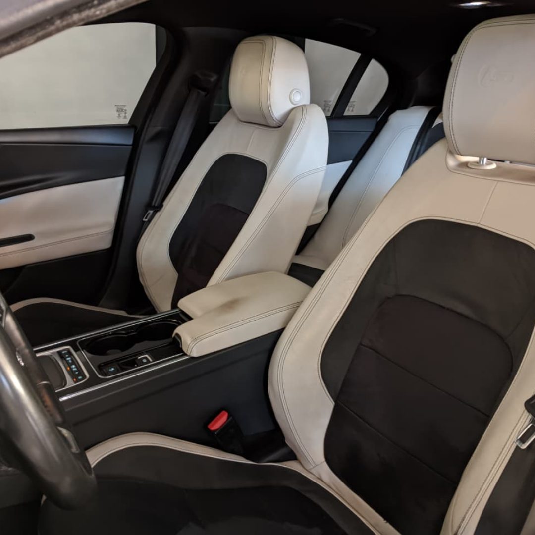 10 Jaguar XE S 3.0 gasolina 2017 2