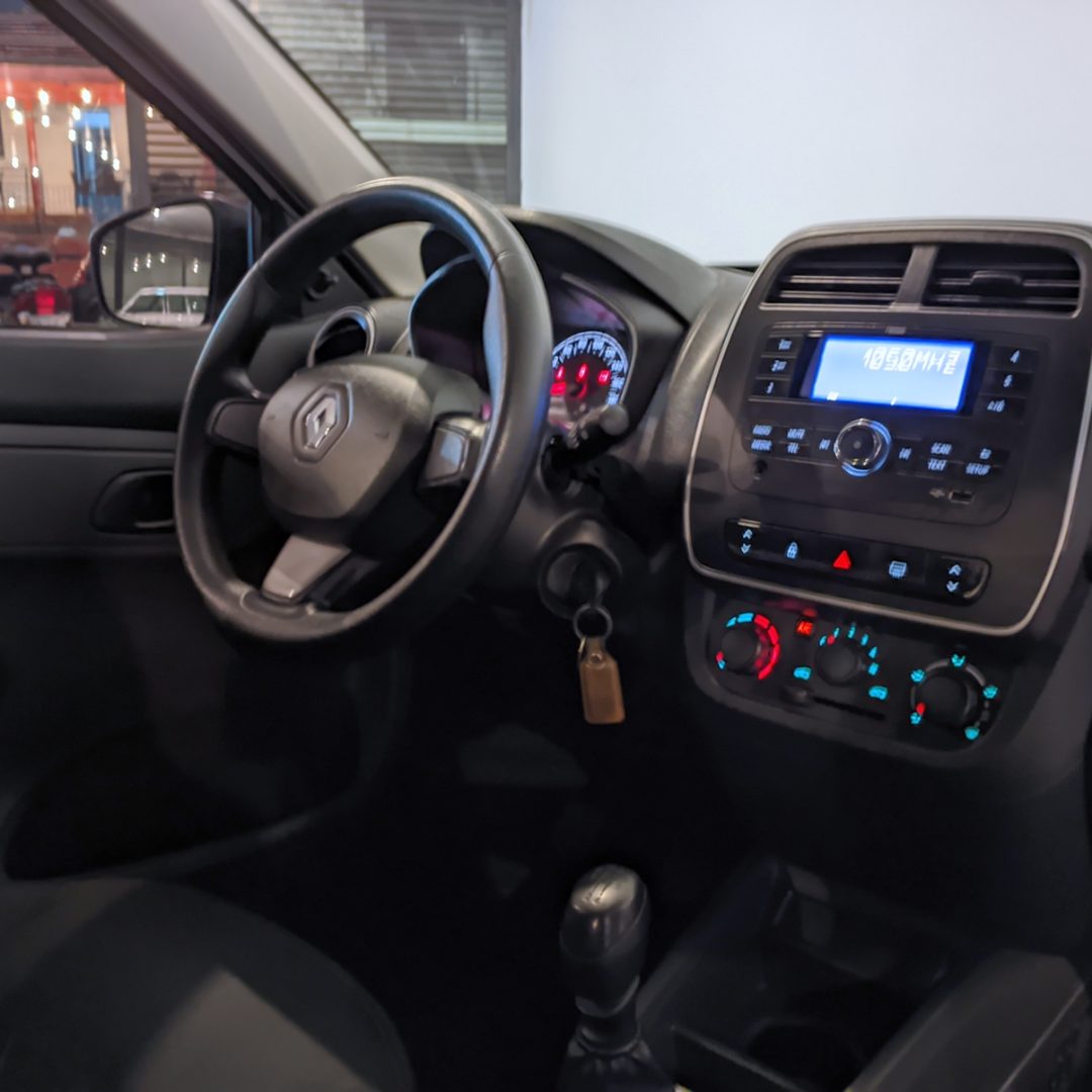 10 Kwid Zen 1.0 12v flex 2021