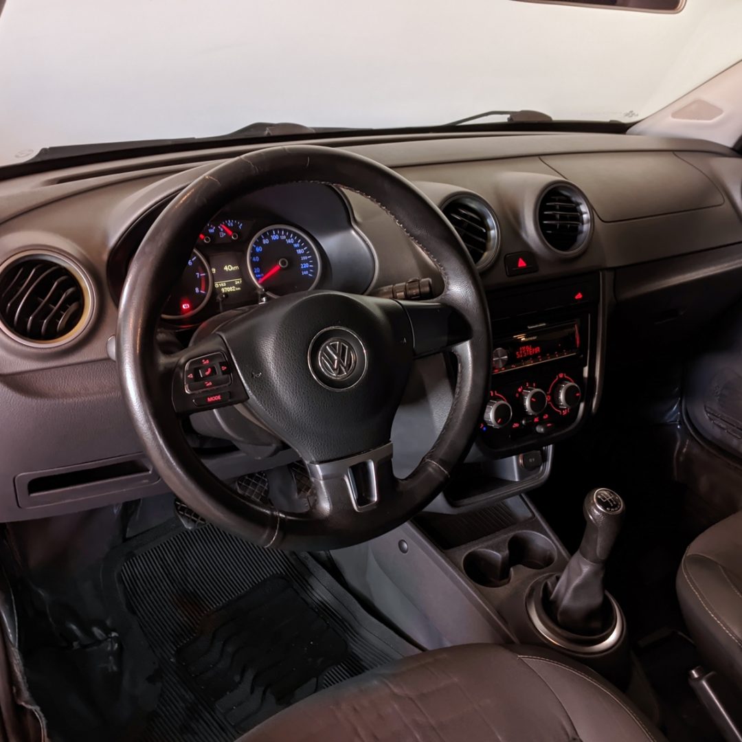10 Saveiro Cross 1.6 Flex 2011