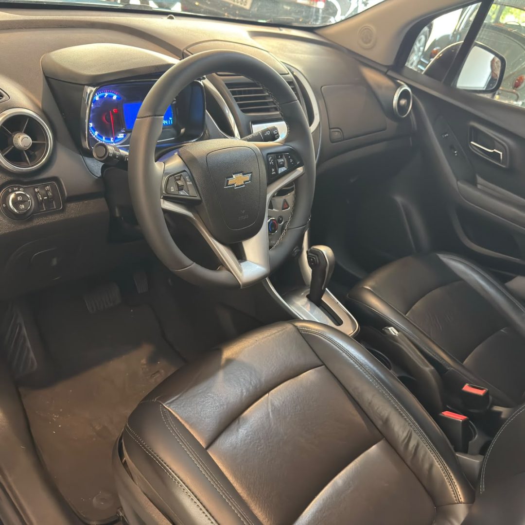 10 Tracker LTZ 1.8 flex 2014
