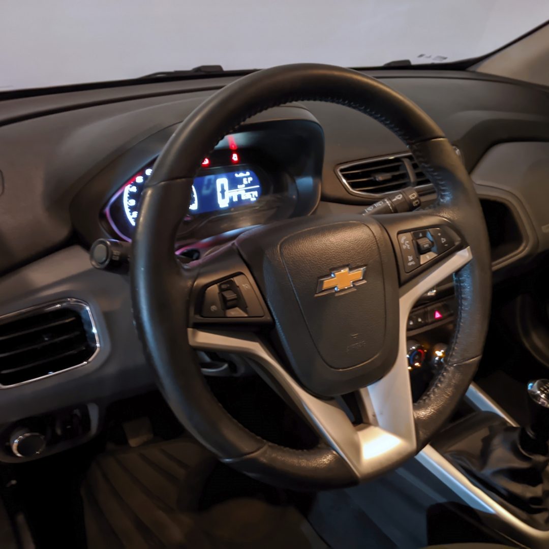 11 Onix Activ 1.4 flex 2019