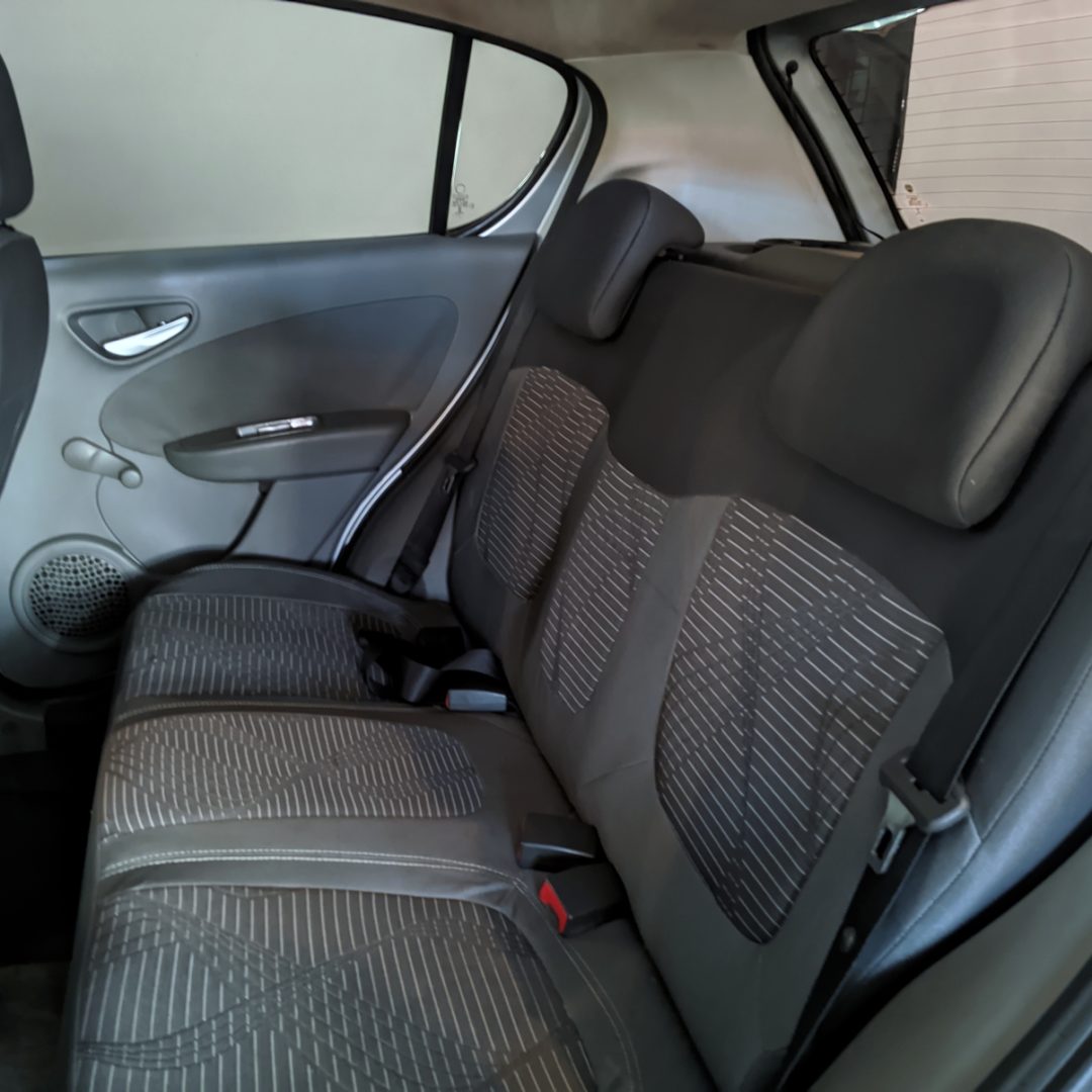 11 Palio Attractive 1.0 flex 2014 2