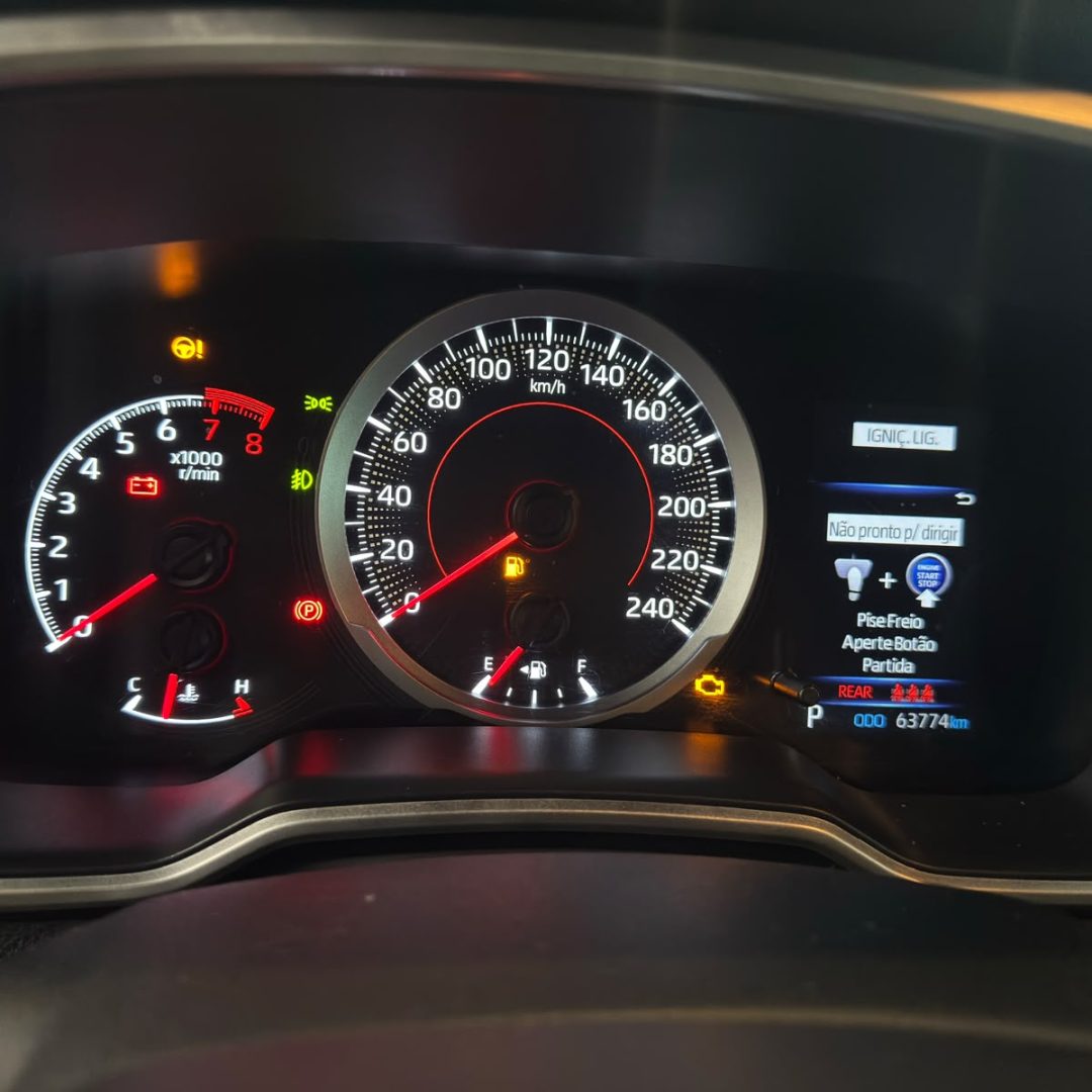 11 TOYOTA COROLLA XEi 2.0 2022