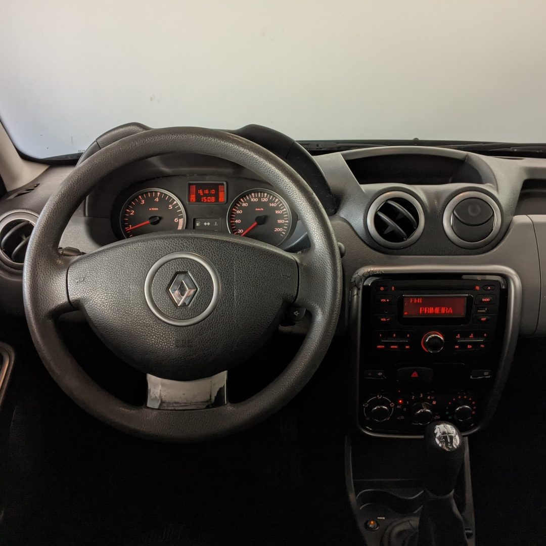 12 Duster Expression 1.6 flex 2015