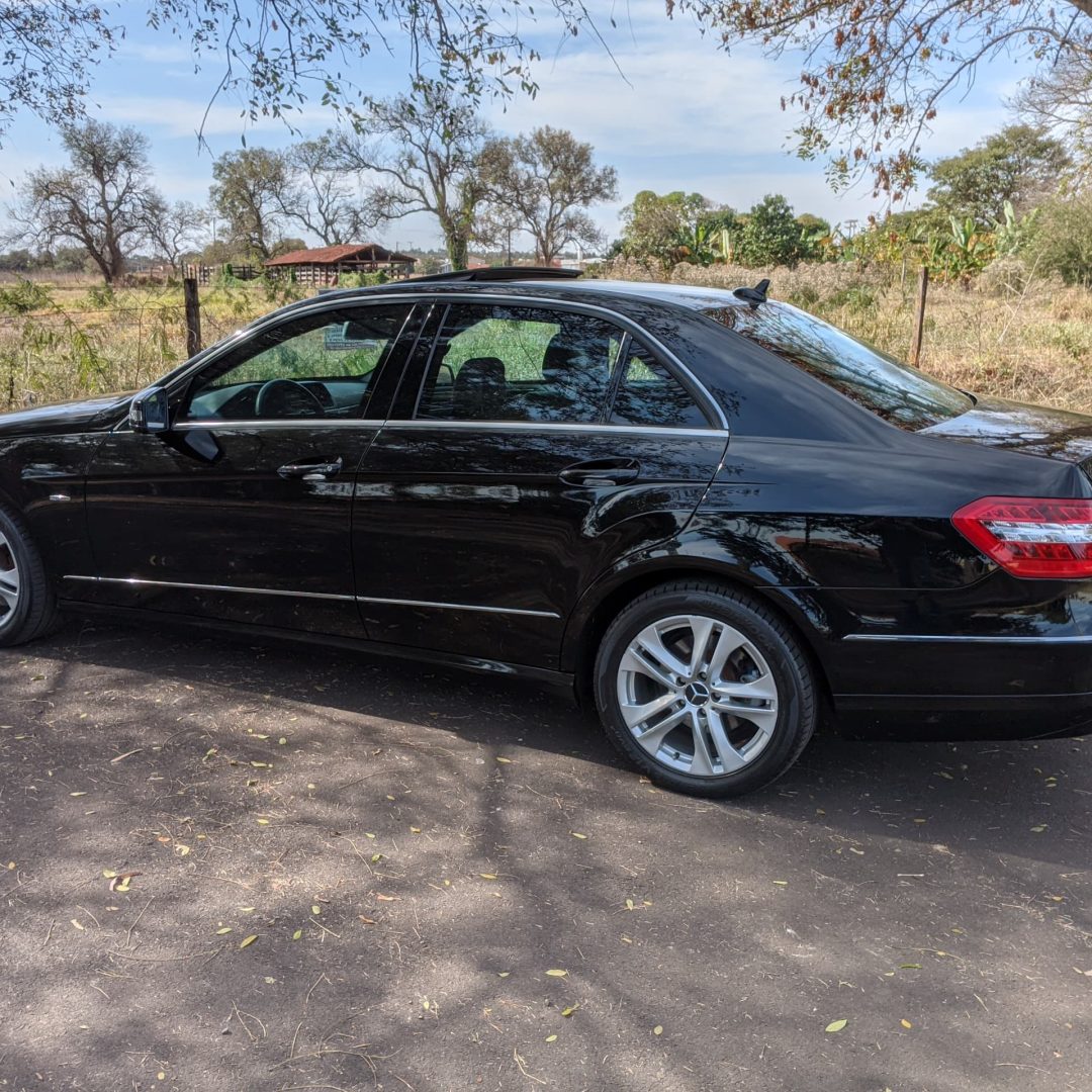 12 E250 Avantgarde 1.8 CGI gasolina 2011