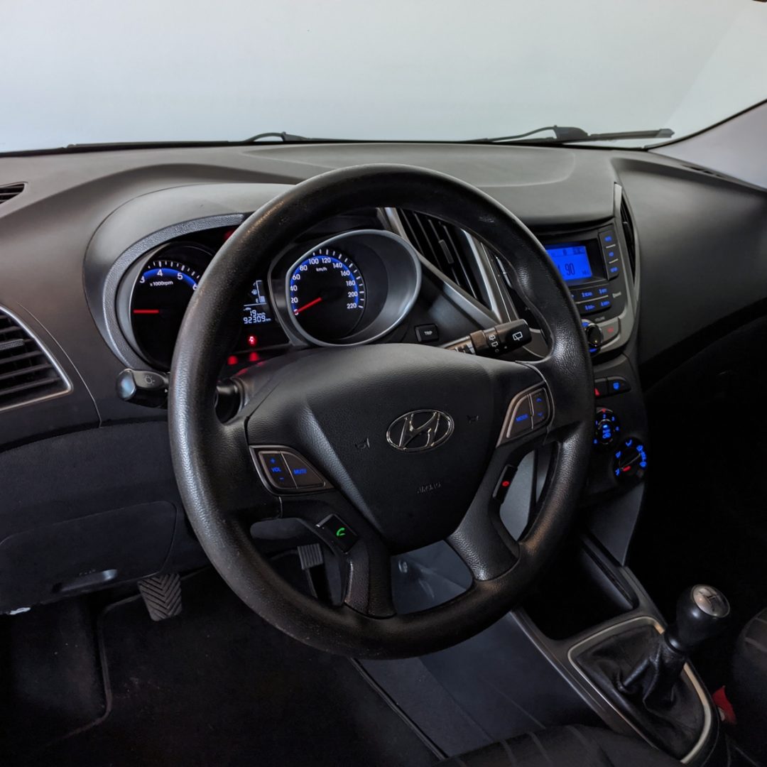 12 Hb20 Comfort Plus 1.0 flex 2015