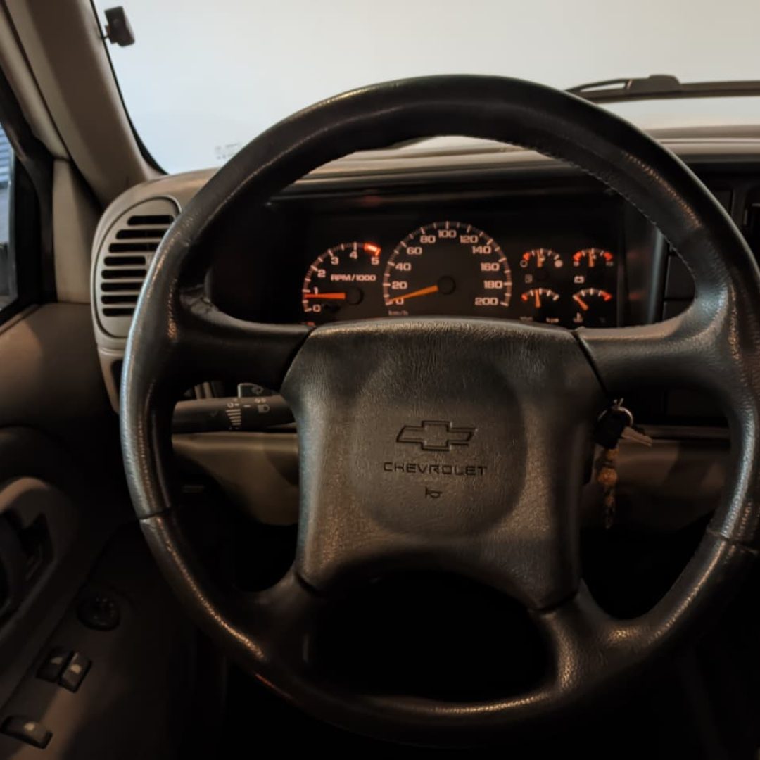 12 Silverado D20 diesel 2001 3