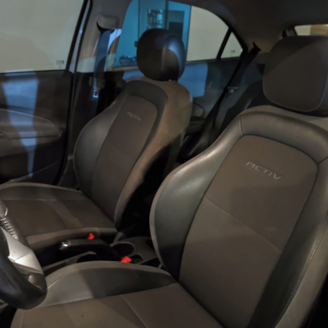 13 Onix Activ 1.4 flex 2019