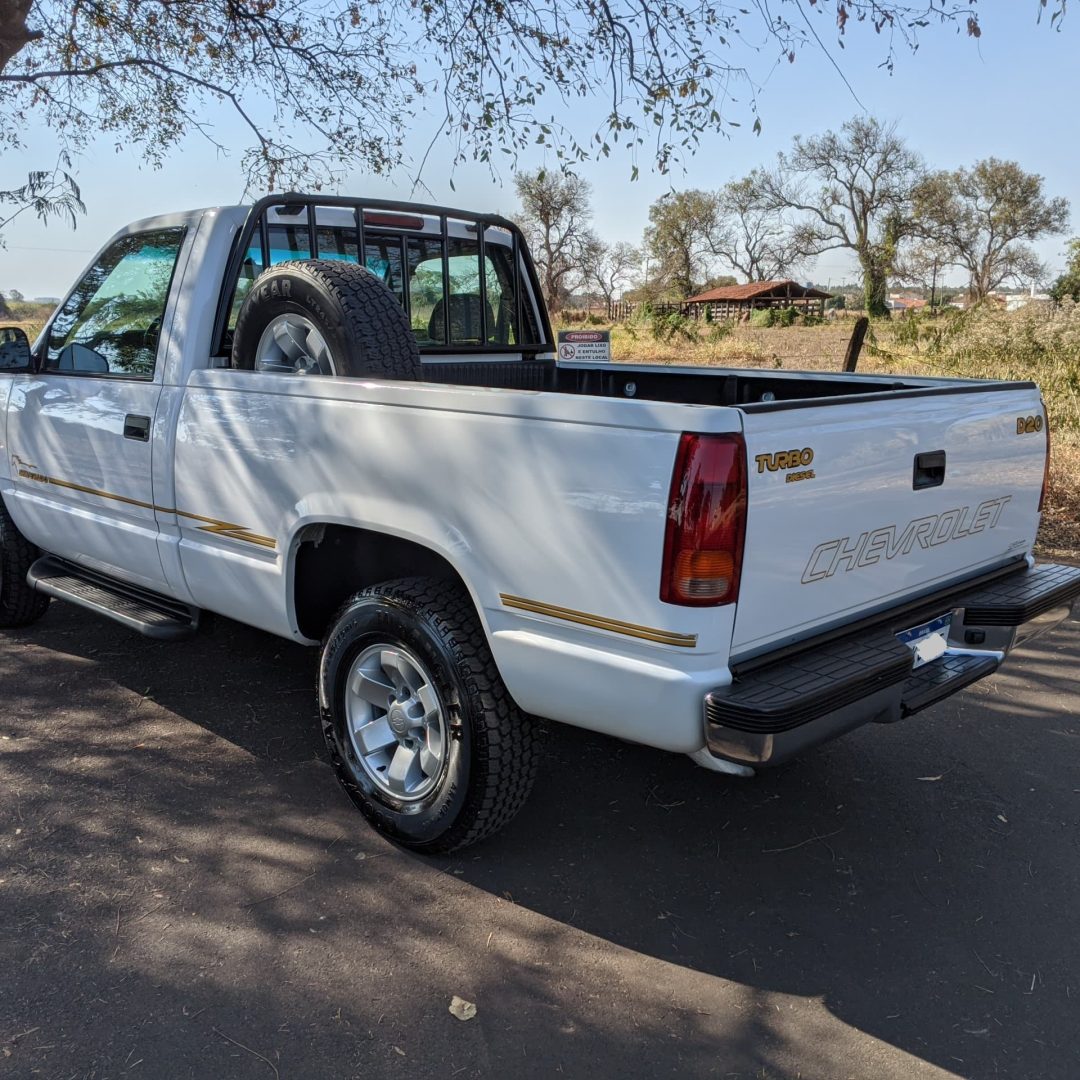 13 Silverado D20 diesel 2001