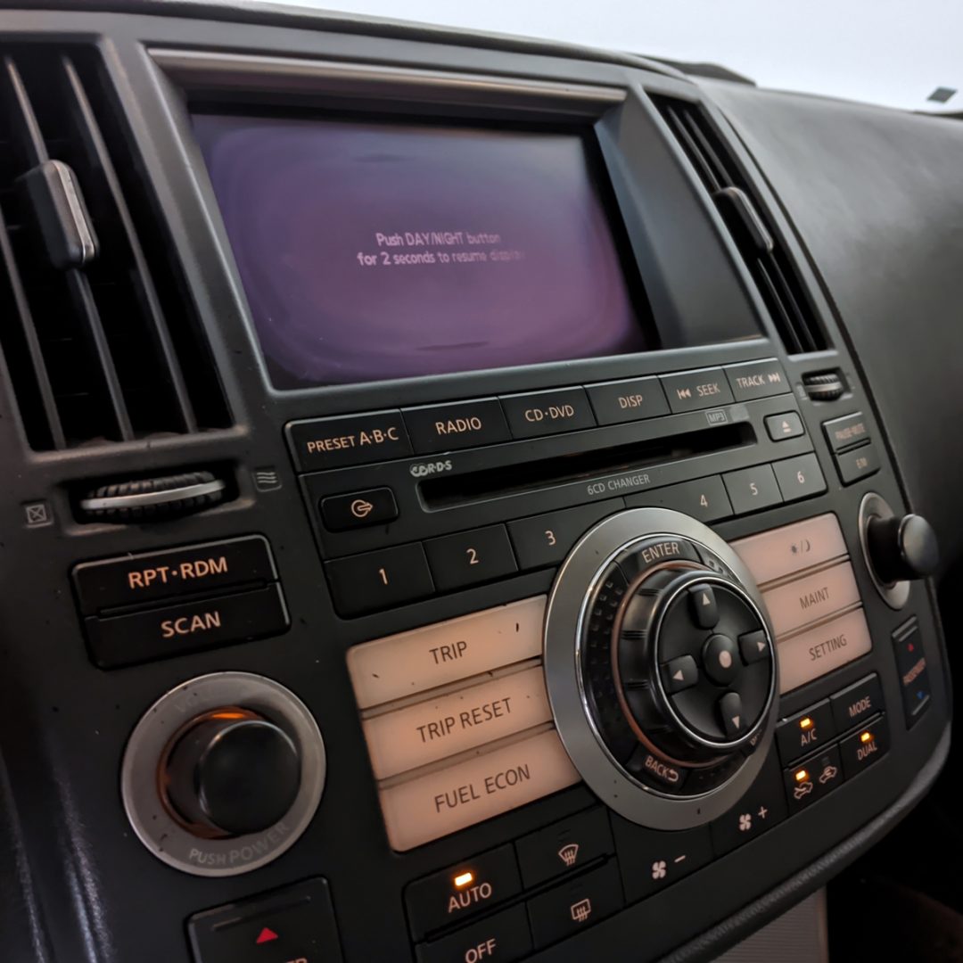 15 Infiniti FX35 V6 gasolina 2008