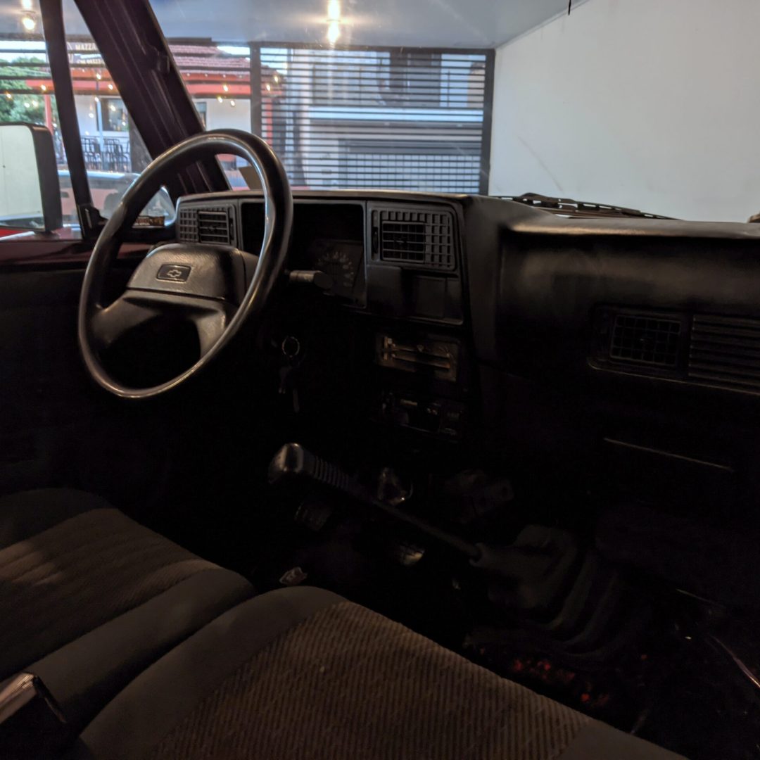 16 D-20 Custom S 4.0 diesel 1995