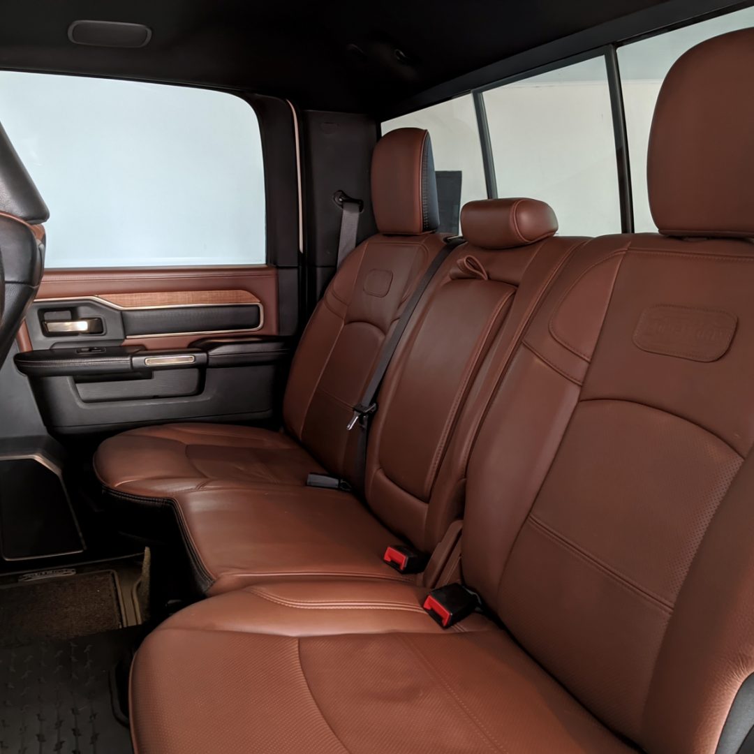 16 RAM 3500 LARAMIE LONGHORN 2022