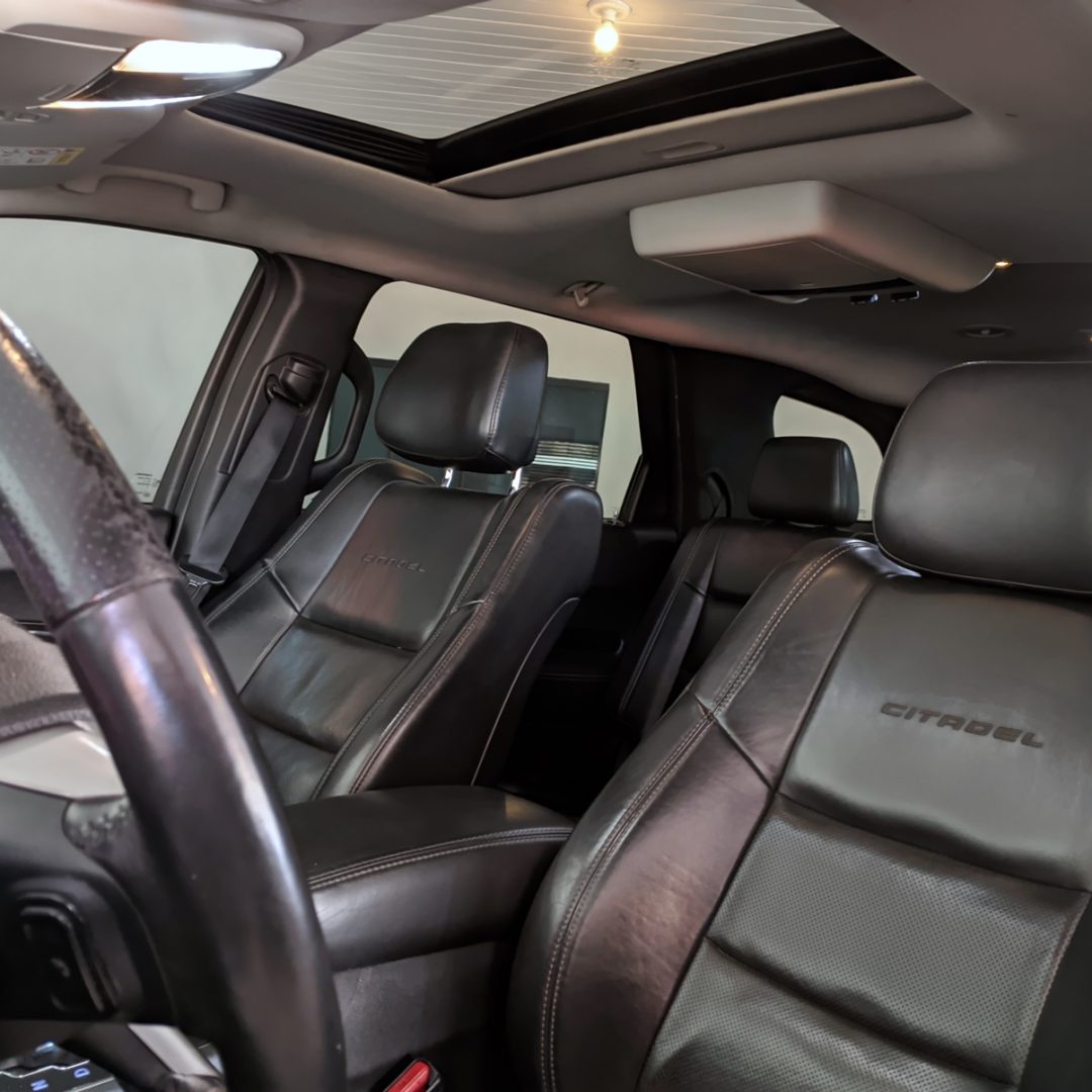 18 Durango Citadel V6 gasolina 2013