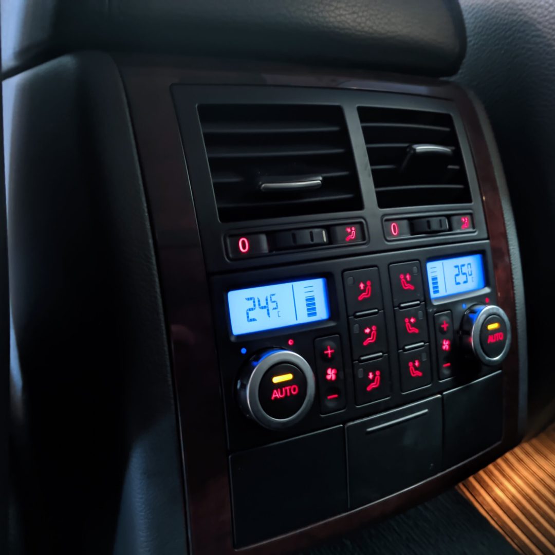 18 Touareg V8 4.2 gasolina 2006