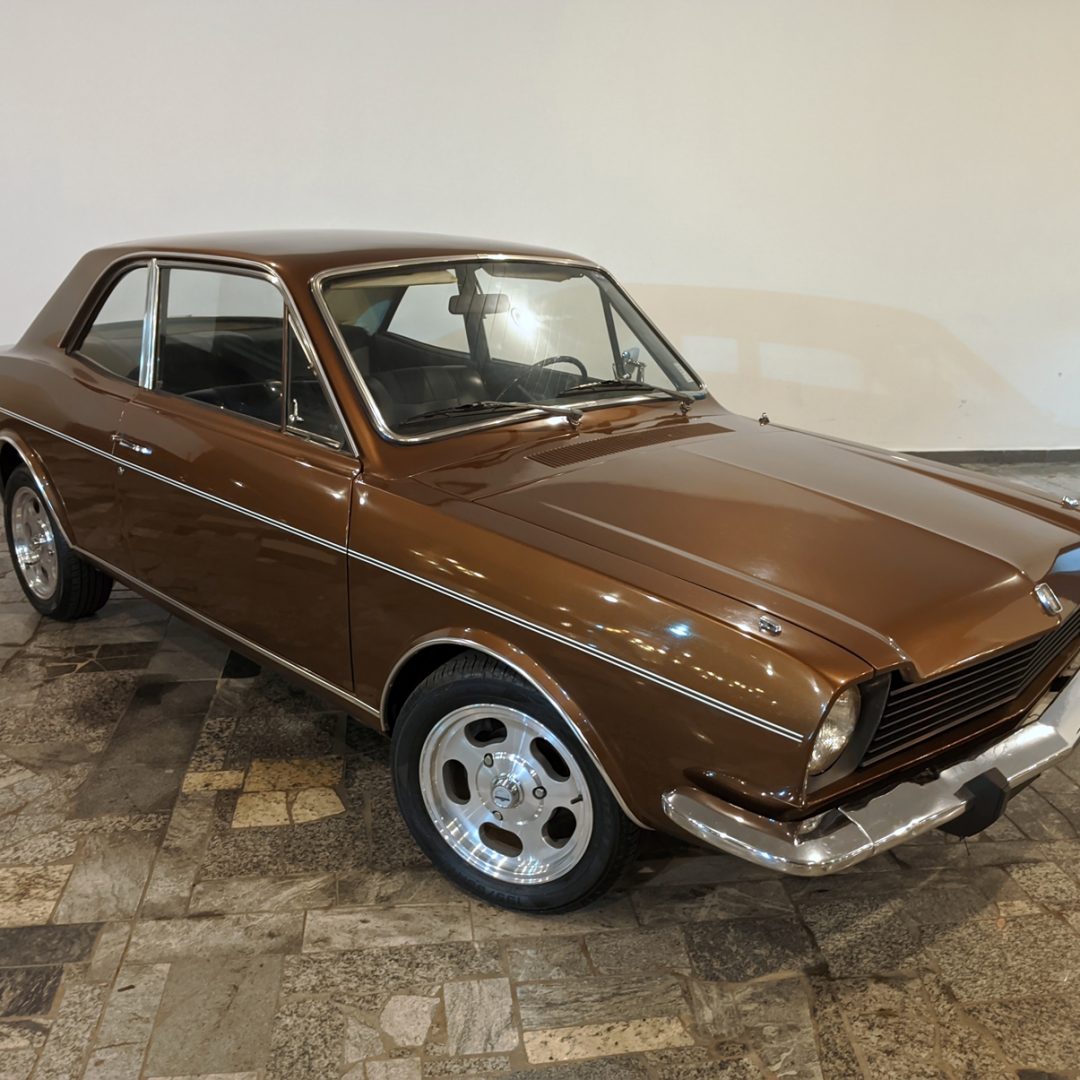 2 Corcel Luxo 1.4 gasolina 1977