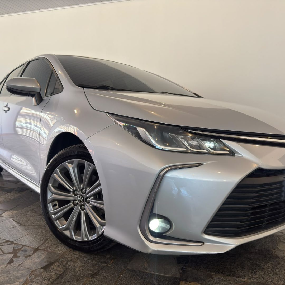 2 TOYOTA COROLLA XEi 2.0 2022