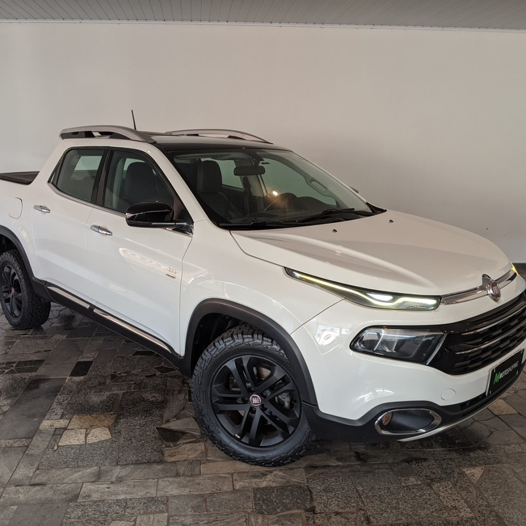 2 Toro Volcano 4x4 diesel 2018