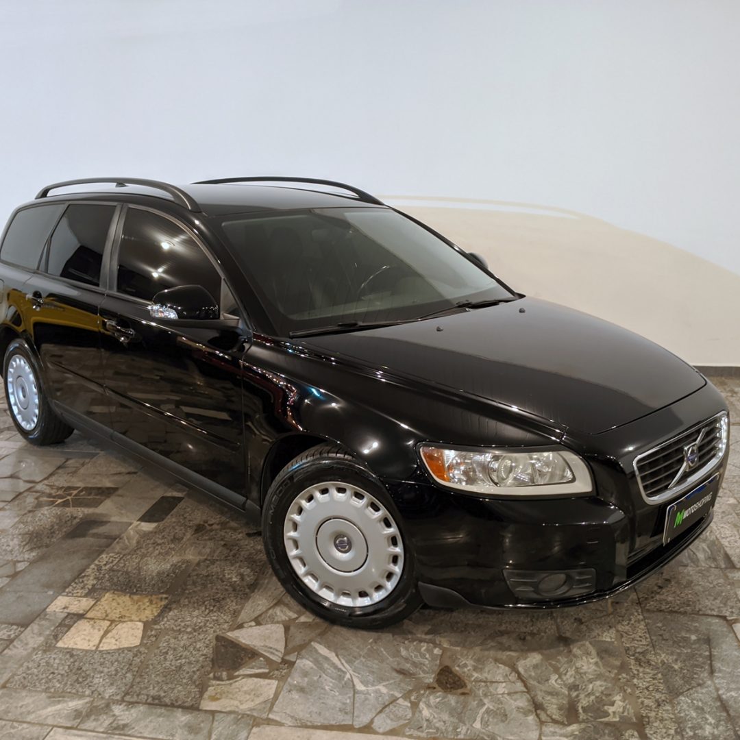2 Volvo V50 2.0 gasolina 2010