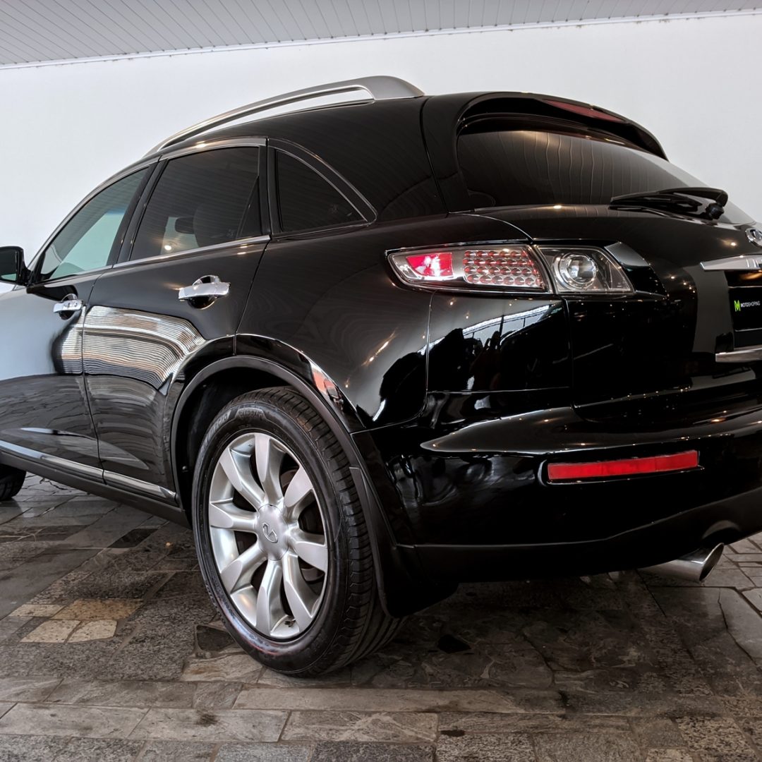 3 Infiniti FX35 V6 gasolina 2008