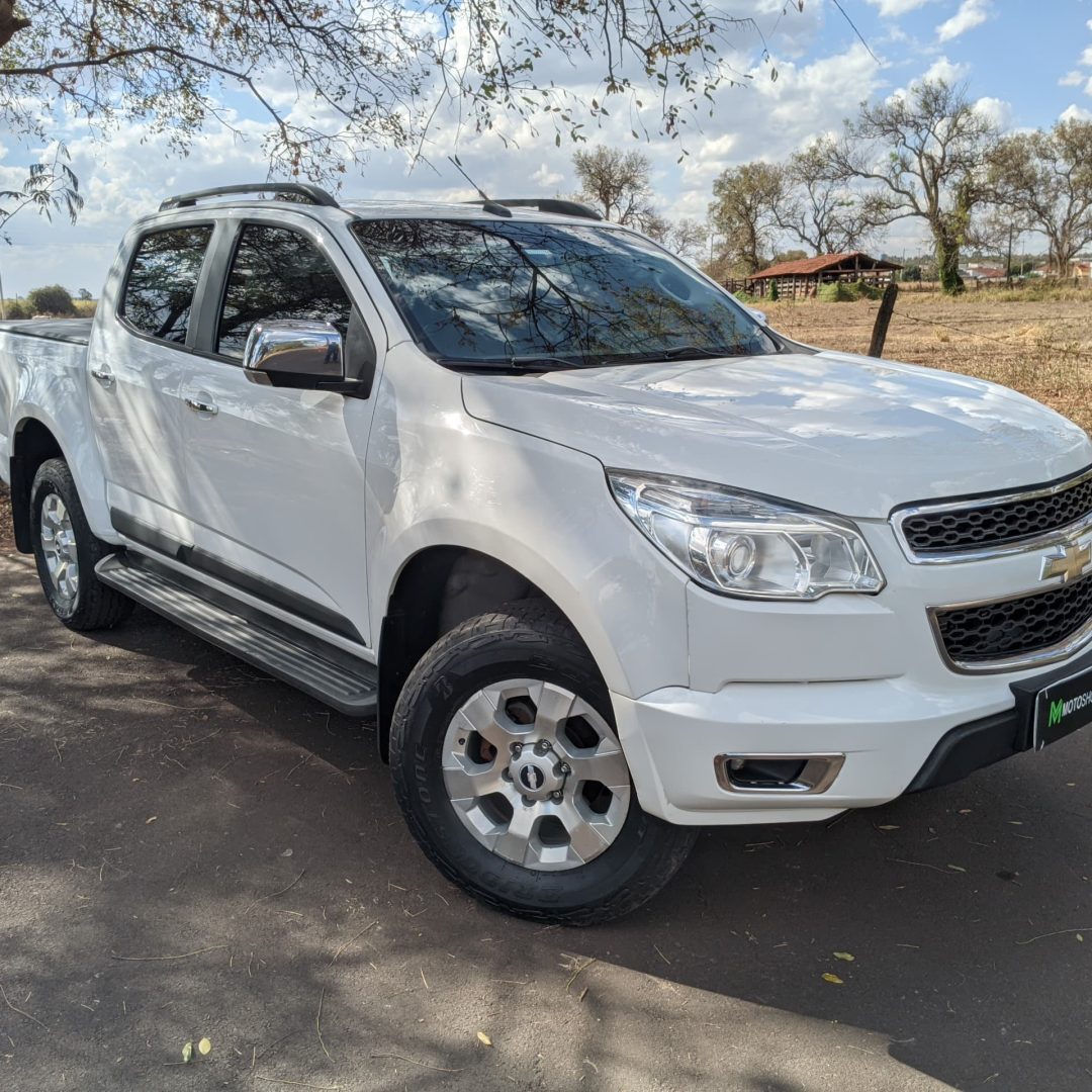 3 S-10 LTZ 2.8 diesel 2015