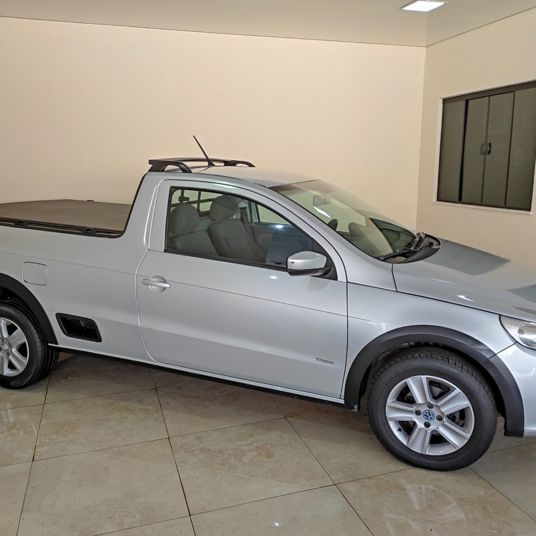 3 Saveiro Trend 1.6 flex 2011