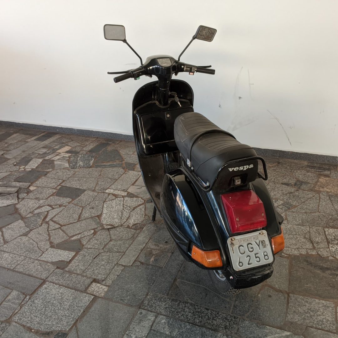 3 Vespa 200 gasolina 1987