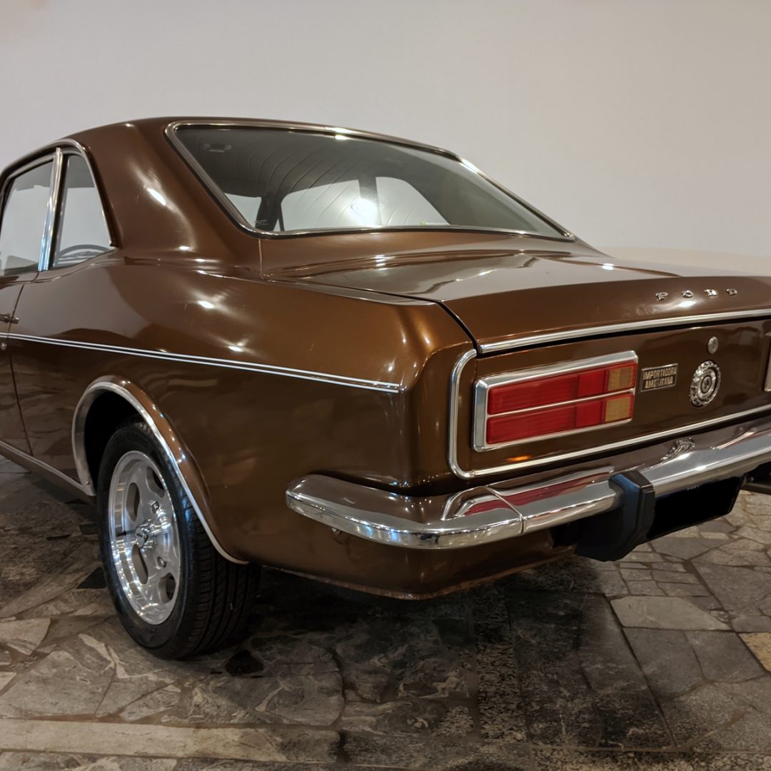 4 Corcel Luxo 1.4 gasolina 1977