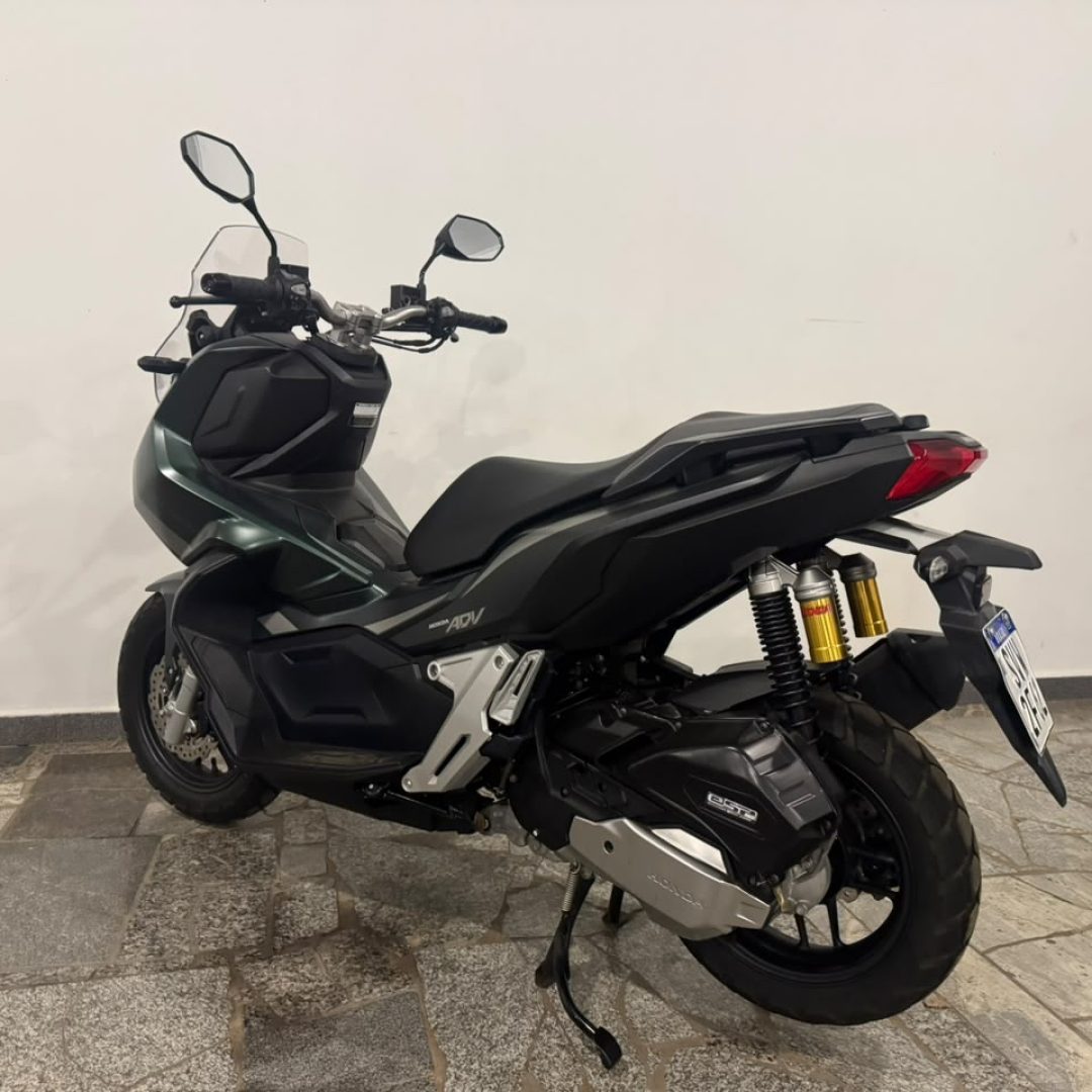 4 HONDA ADV 150 2024