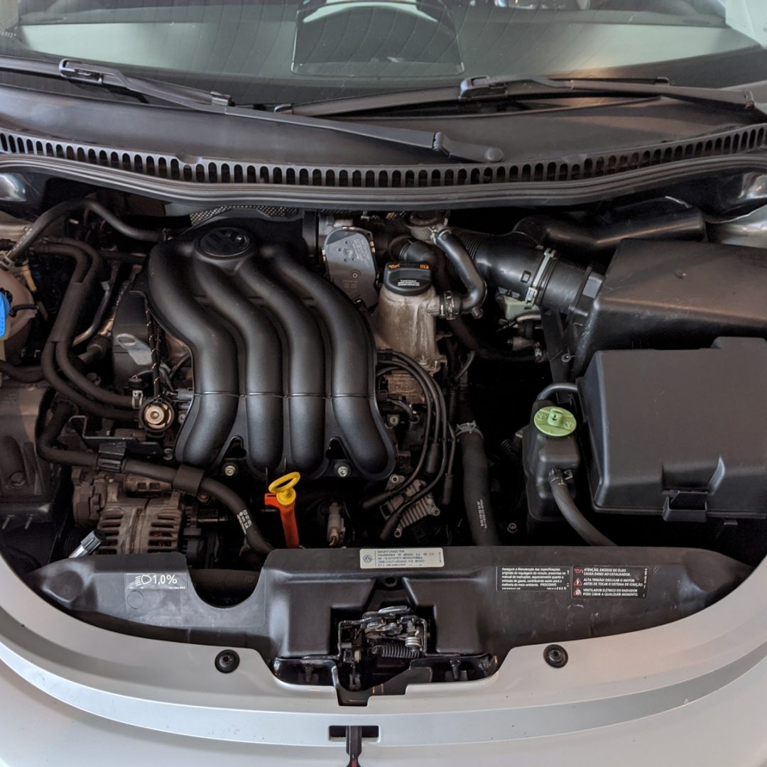 4 New Beetle 2.0 gasolina 2008