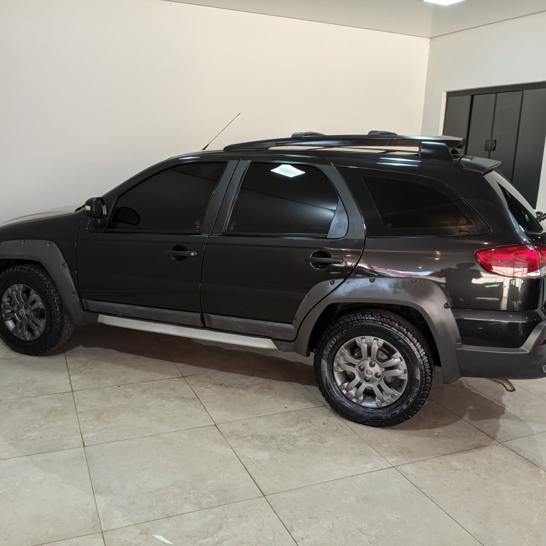 4 Palio Adventure 1.8 flex 2010 2