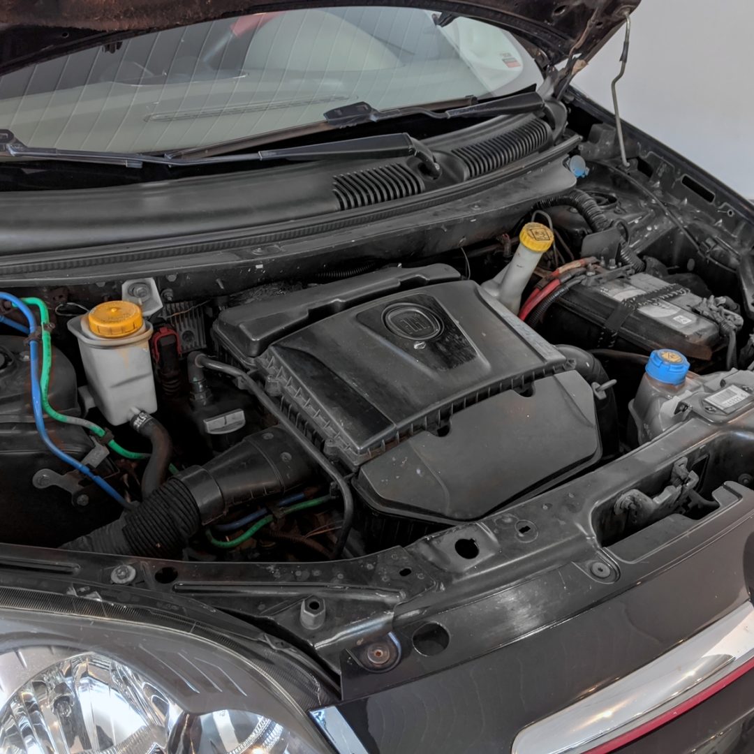 4 Palio Sporting 1.6 16v Flex 2014