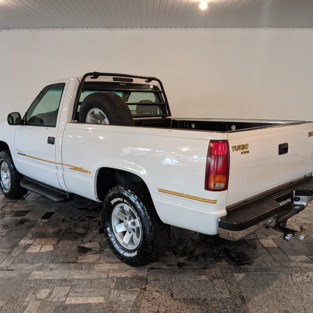 4 Silverado D20 diesel 2001 3