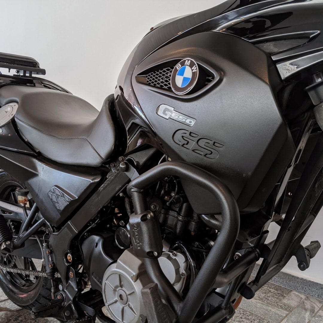 5 BMW GS650 gasolina 2015