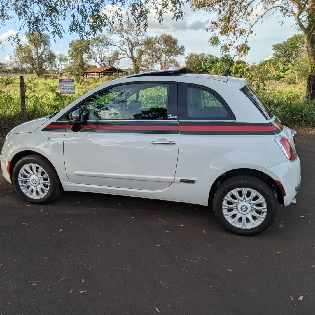 5 Fiat 500 Gucci 1.4 16v gasolina 2013 2