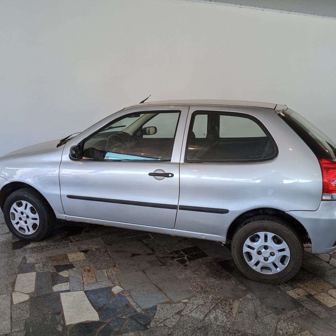 5 Palio Fire 1.0 flex 2010