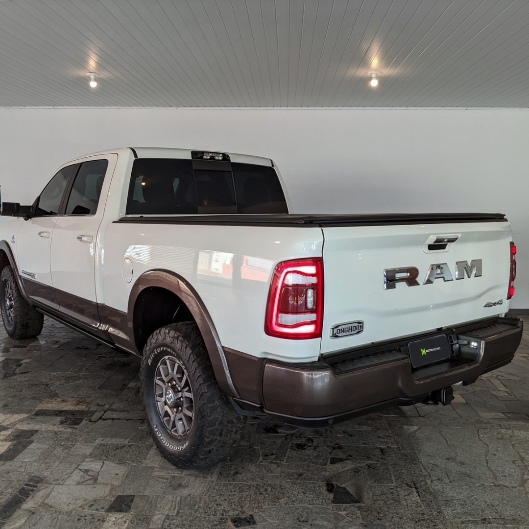 5 RAM 3500 LARAMIE LONGHORN 2022