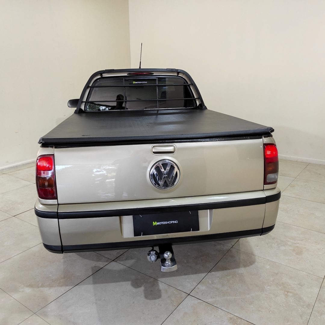 5 Saveiro Plus 2.0 gasolina 2002