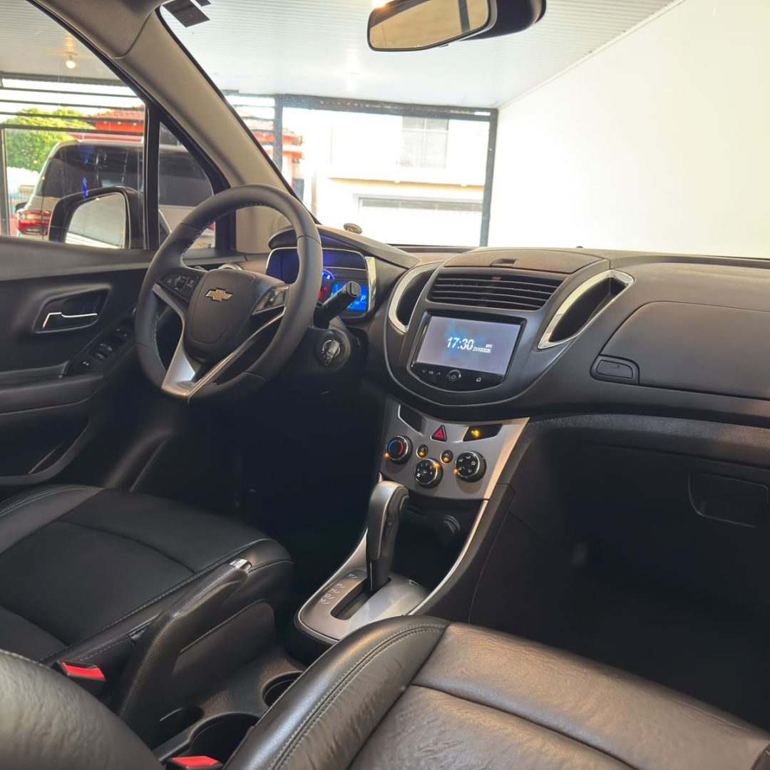 5 Tracker LTZ 1.8 flex 2014