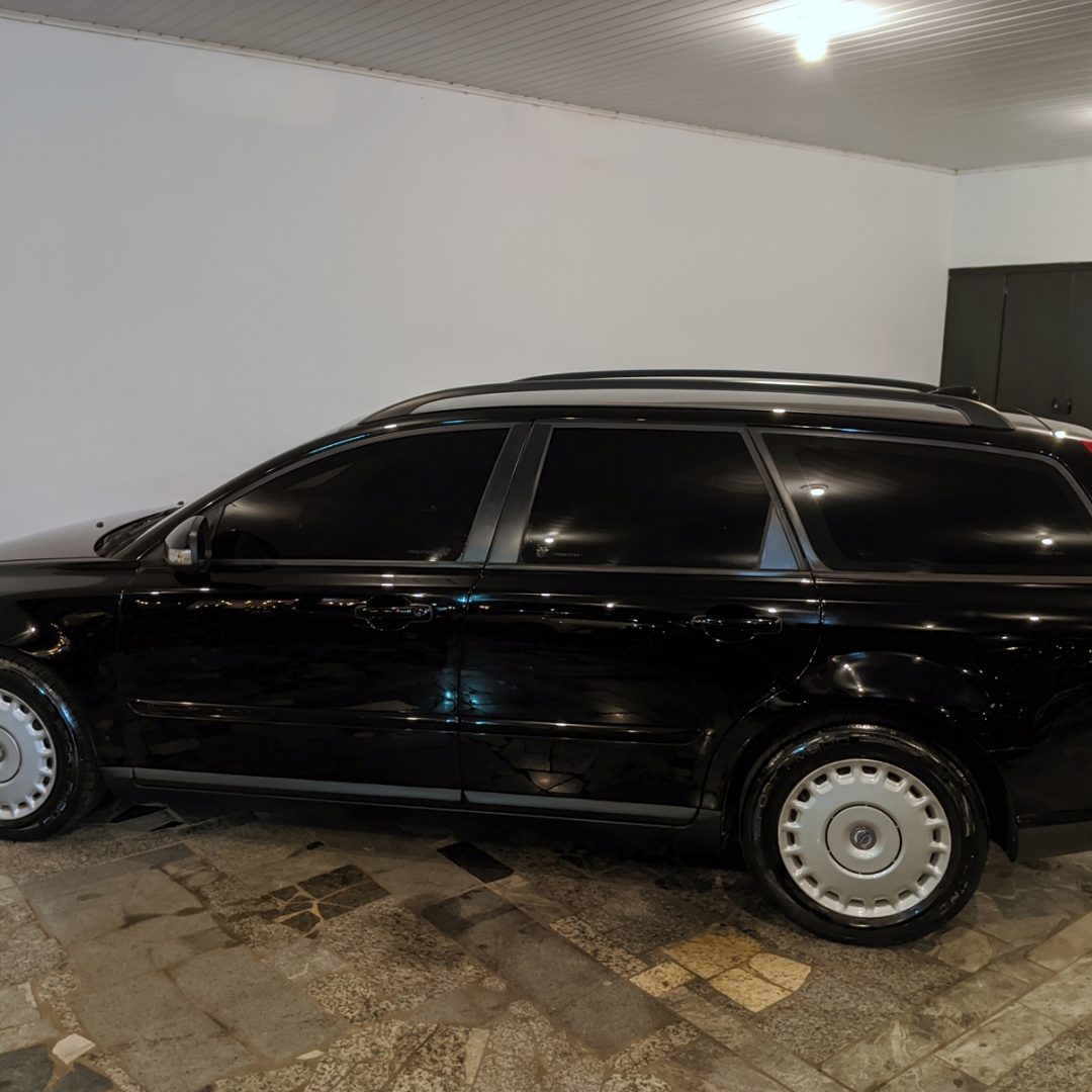 5 Volvo V50 2.0 gasolina 2010